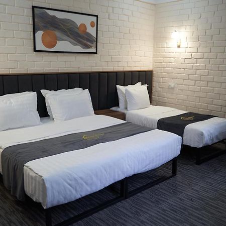 Hotel Vatan Plaza Tashkent Esterno foto