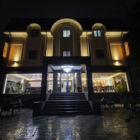 Hotel Vatan Plaza Tashkent Esterno foto
