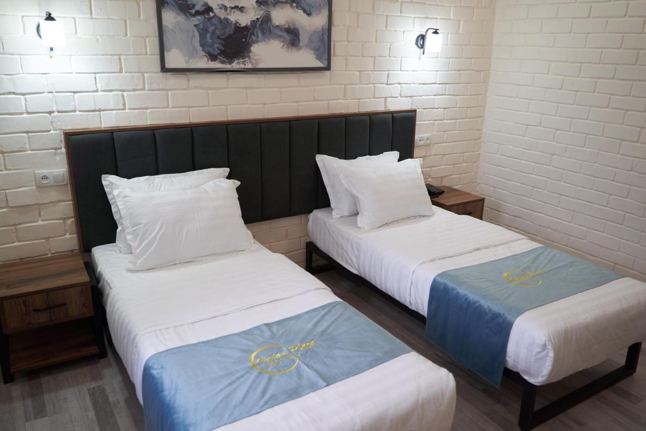 Hotel Vatan Plaza Tashkent Esterno foto
